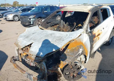 2019 Kia Sportage Lx z USA, uszkodzony, nr VIN KNDPMCAC9K7575785